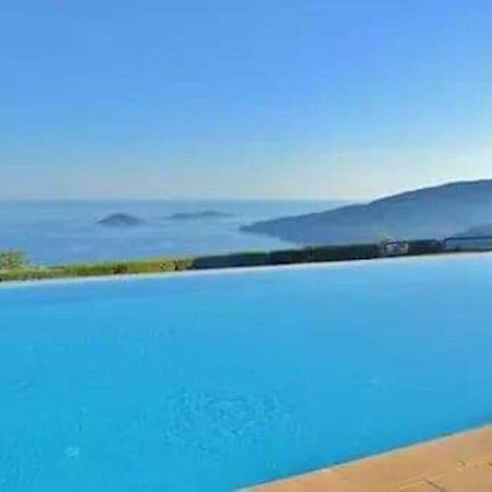 Belvedere, Lavanta, Kalkan Extérieur photo