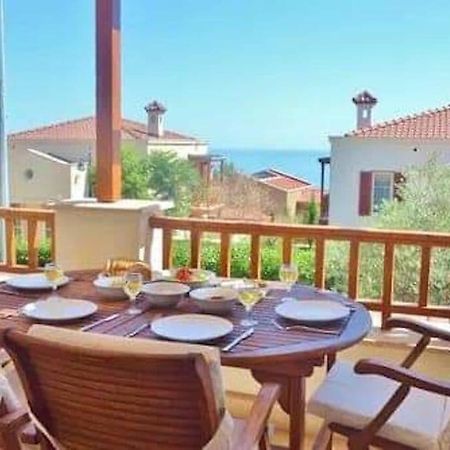 Belvedere, Lavanta, Kalkan Extérieur photo